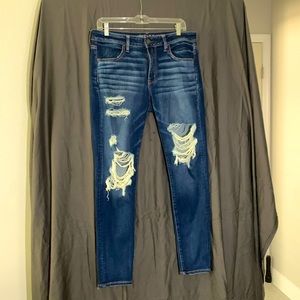 ripped american eagle skinny jeans